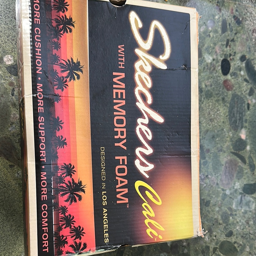 Skechers Cali Sunset Memory Foam Women’s Footwear new size 9